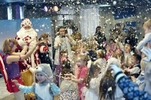 Волгоградский ТЮЗ новогодний спектакль «В поисках волшебства»