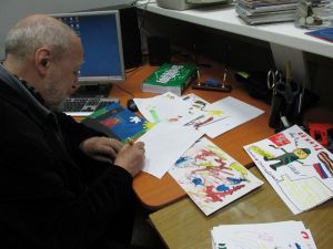 Владислав Коваль подписывает лучшие работы