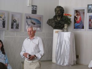 Владимир Овчинцев