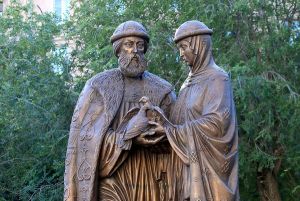 Памятник Петру и Февронии в Волгограде